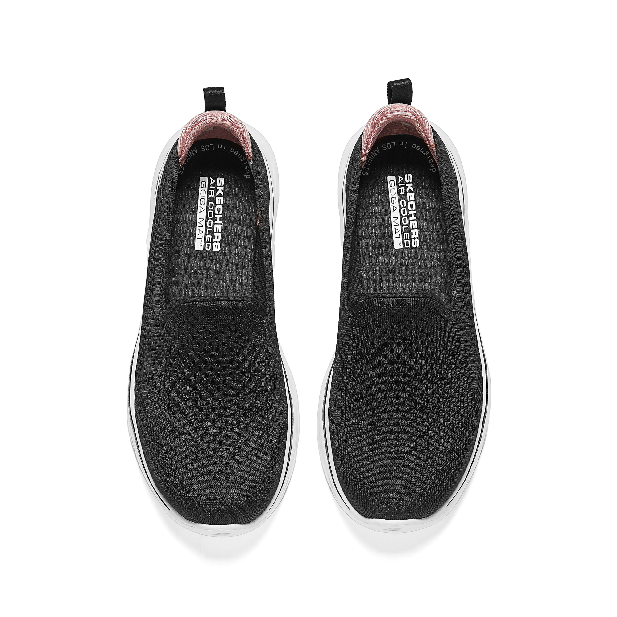 Skechers GO WALK 7 Low top Casual Shoes Women’s Black