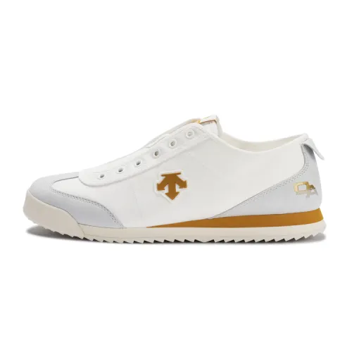 DESCENTE Chron Slip on Lightweight Low top Casual Shoes Women's Gravel Brown