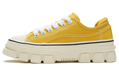 Li Ning CF Tracing Slip Resistant Abrasion Resistant Low top Sports Casual Shoes Unisex Yellow