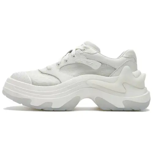 FILA DIVA Low top Casual Shoes Women's White