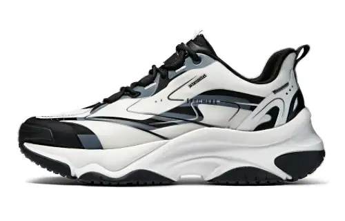 Skechers MOONHIKER Low top Casual Shoes Men's White Black
