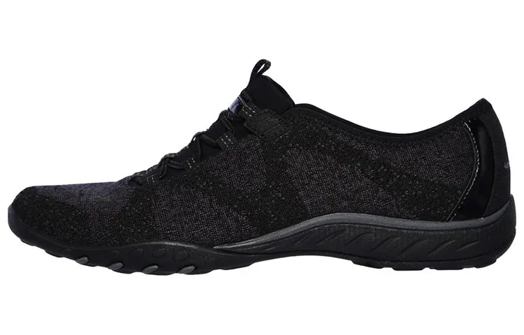 Skechers Relaxed FitBreathe Easy Cushioning Low top Casual Shoes Women's Pure Black