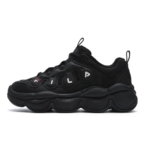 FILA PEASE WE Low top Casual Shoes Women's Black