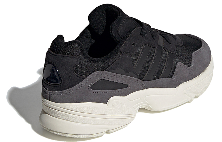 Кроссовки adidas originals Yung-96 (черно-белые) — Чёрныйбелый — фото 4