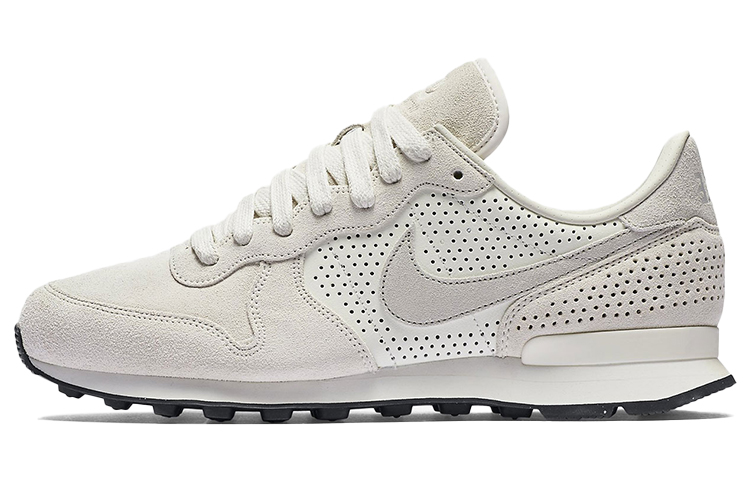 Nike Internationalist Casual Shoes Men's Low Top Beige/White