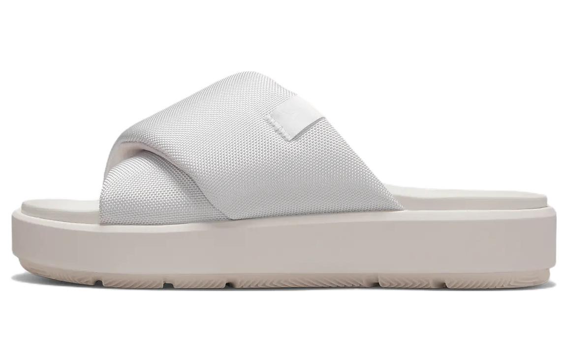 Женские шлепанцы Jordan Jordan Sophia Slide (бежево-белые)
