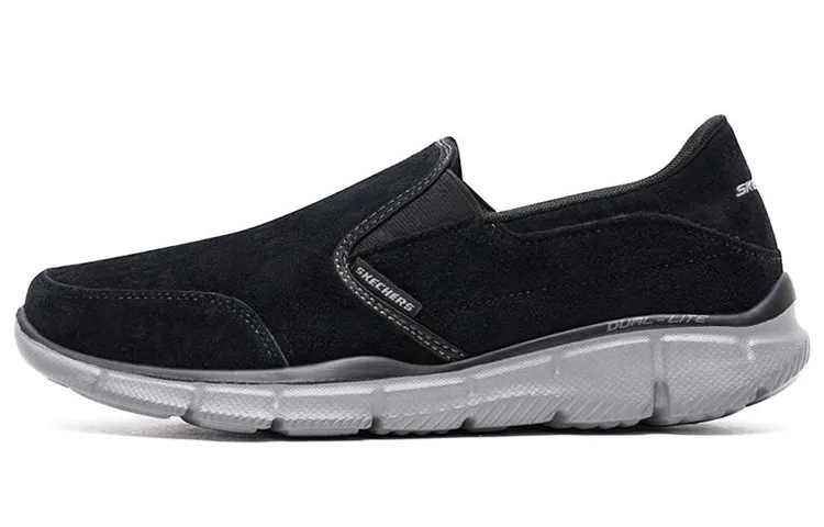 Skechers Equalizer 1.0 Low top Casual Shoes Men's Black