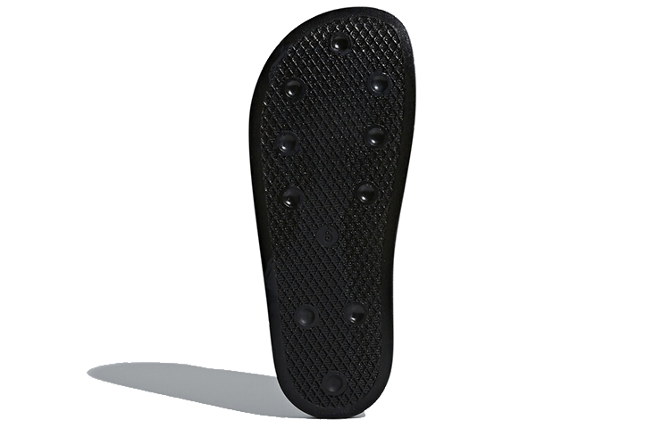 Женские шлепанцы adidas originals Adilette (черно-коричневые) — Чёрный / коричневый — фото 6