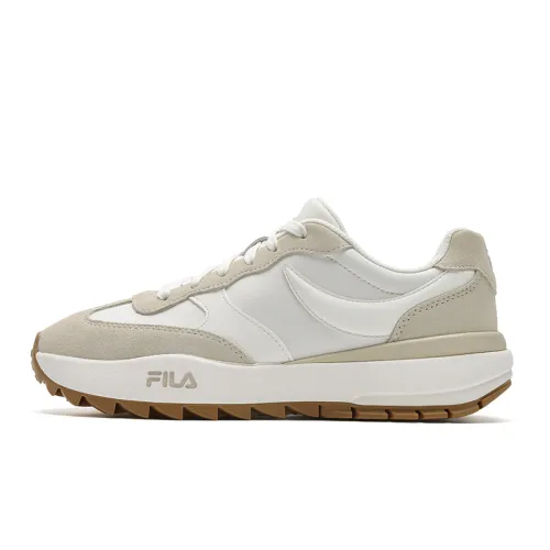 FILA LUNE Slip Resistant Low top Casual Shoes Women's Snow
