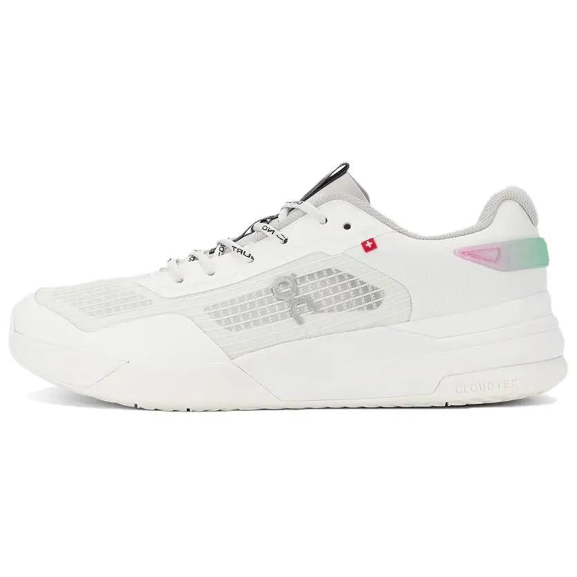 The Roger Advantage On Z5 'White Ivory'