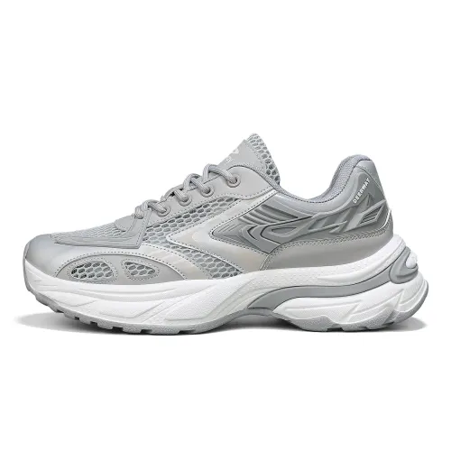 DEERWAY Cushioning Lightweight Slip Resistant Low top Men's Shoes