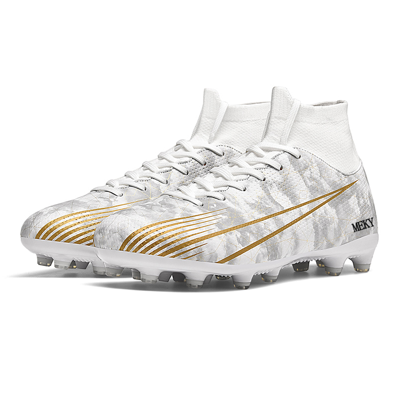 MEKY Cushioning Abrasion Resistant Breathable Slip Resistant Teenagers Soccer Shoes Unisex