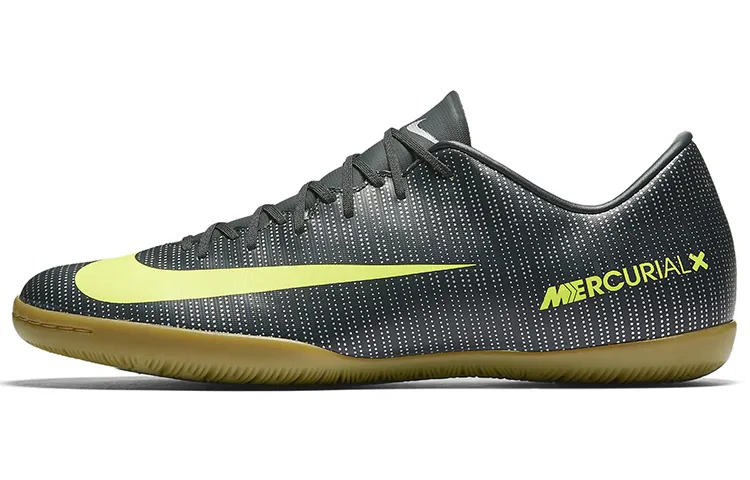 Nike IC/in Leather Cushioning Slip Resistant Abrasion Resistant Cushioning Slip Resistant Abrasion Resistant
