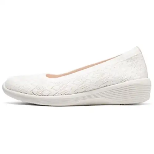 Skechers Modern Comfort Low top Casual Shoes Women's White