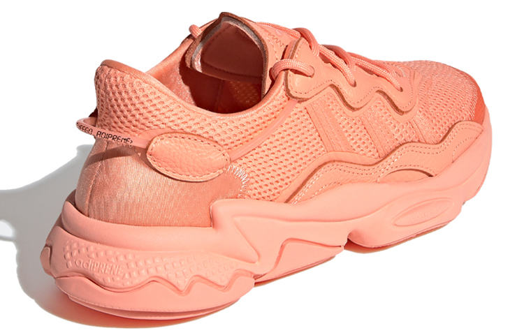 Женские кроссовки adidas originals Ozweego (апельсиновые) — фото 4