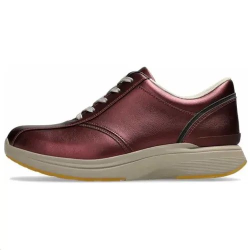 Asics Low top Casual Shoes Women's Burgundy