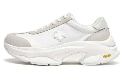 DESCENTE Chron Low top Casual Shoes Women's Cream