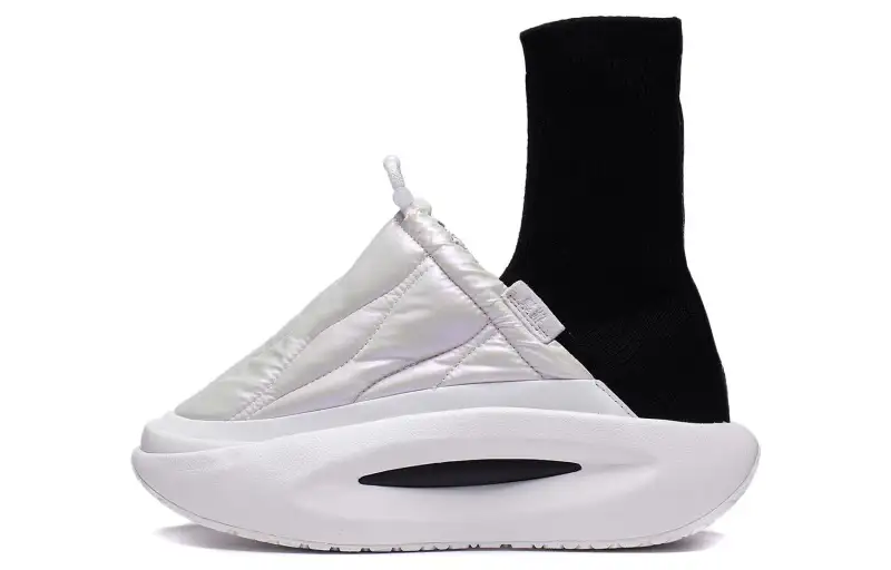 Li Ning Cloud Traveler Fluffy Comfortable Cushioning, Wear Resistant Low top Casual Shoes Women's Ecru