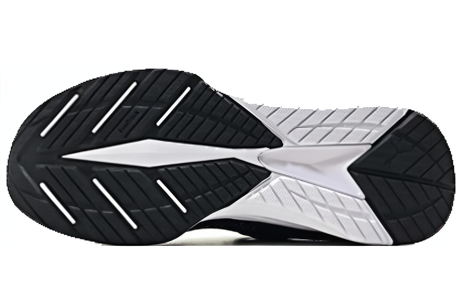 Женские кроссовки PUMA Ignite Evoknit (черно-белые) — Чёрный / белый — фото 5