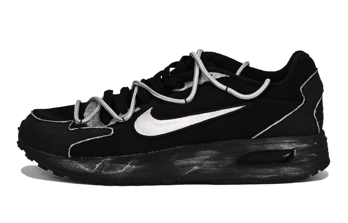 Nike Air Max Solo Coverage Moisture Wicking Coverage Moisture Wicking Low top Casual Shoes Women's Black White