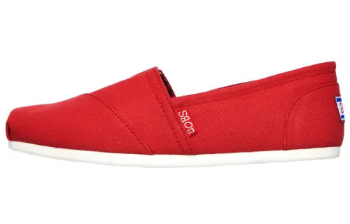 Skechers Low top Casual Shoes Women's Red
