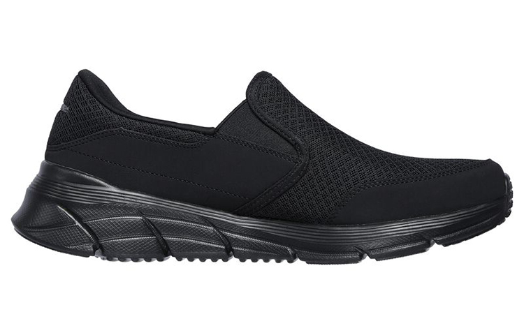 Skechers Equalizer 4.0 Slip on Shoes Black