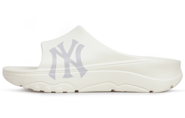Шлепанцы MLB Slipper Chunky (бежевые)