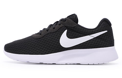 Nike Tanjun classic trendy low-top lifestyle shoes for women, black and white