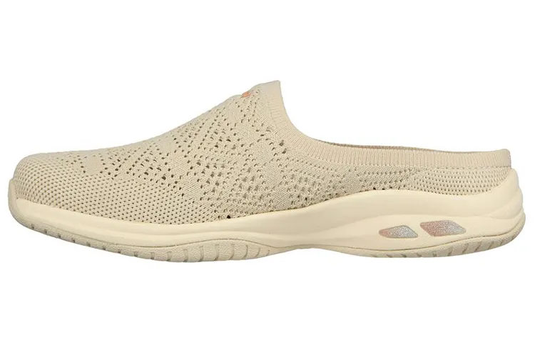 Skechers Relaxed Fit Commute Time in The Fabric Low top Casual Shoes Women's Beige