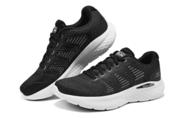 Skechers Low top Casual Shoes Men’s Black White