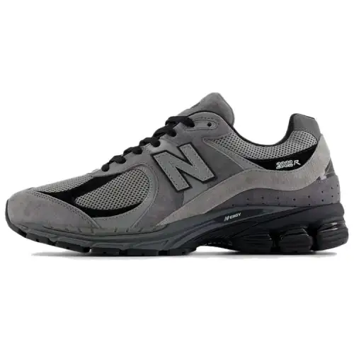 New Balance NB 2002R Comfortable and versatile low-top lifestyle shoes for men gray