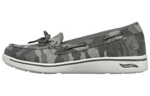 Skechers ARCH FIT UPLIFT Instinct Low top Casual Shoes Women's Camouflage
