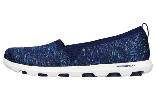 Skechers ON THE GO 2.0 Low top Casual Shoes Women's Blue