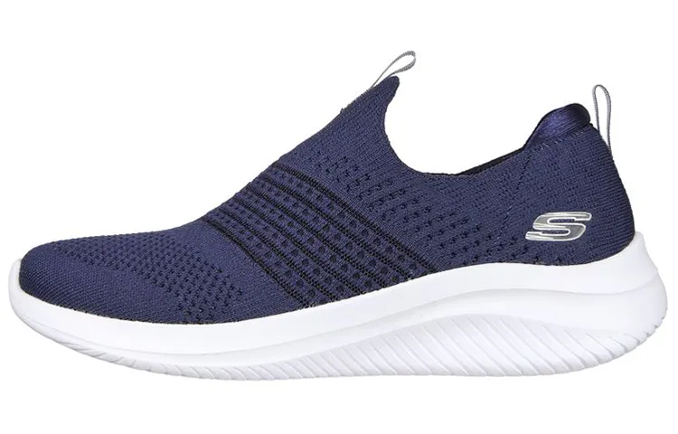 Skechers Ultra Flex 3.0 Classy Charm Low top Casual Shoes Women's Marine Blue