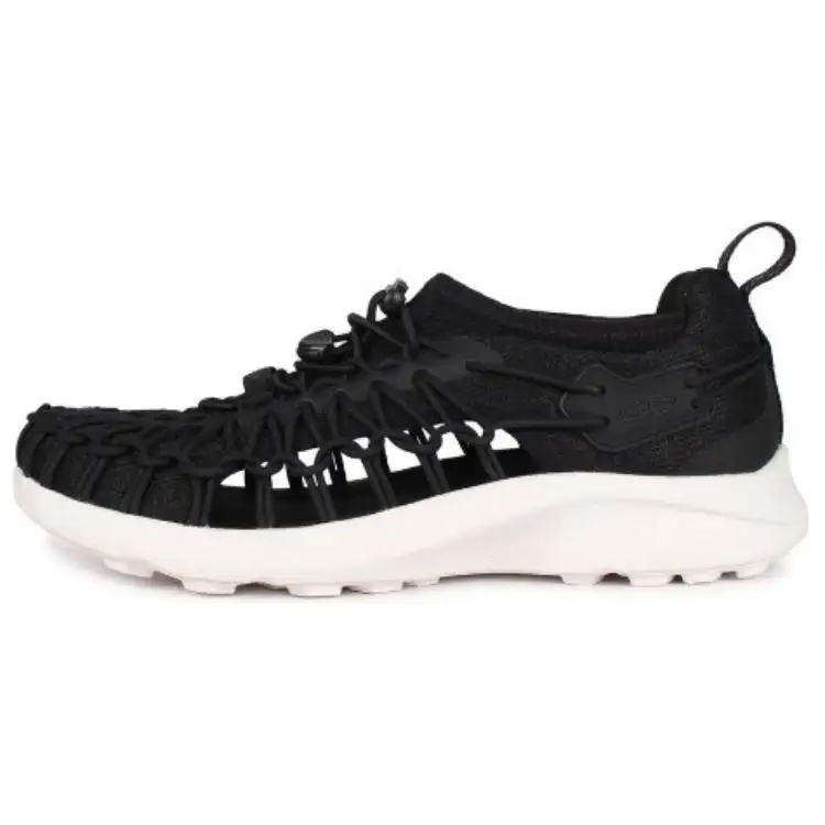 Keen UNEEK SNK Low top Casual Shoes Women's Black