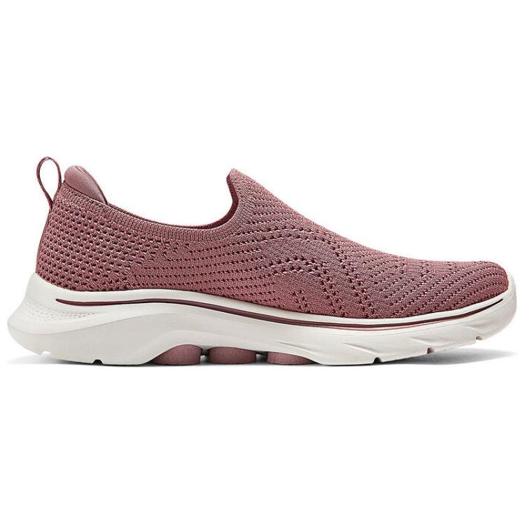 Skechers GO WALK 7 Low top Casual Shoes Women’s Rose Brown