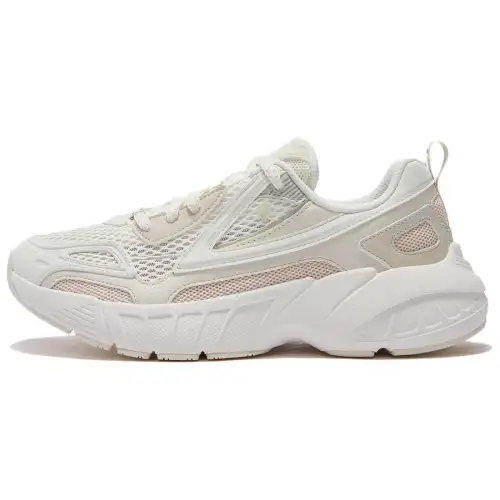 FILA FUSION CRED Navigator Low top Casual Shoes Women's White