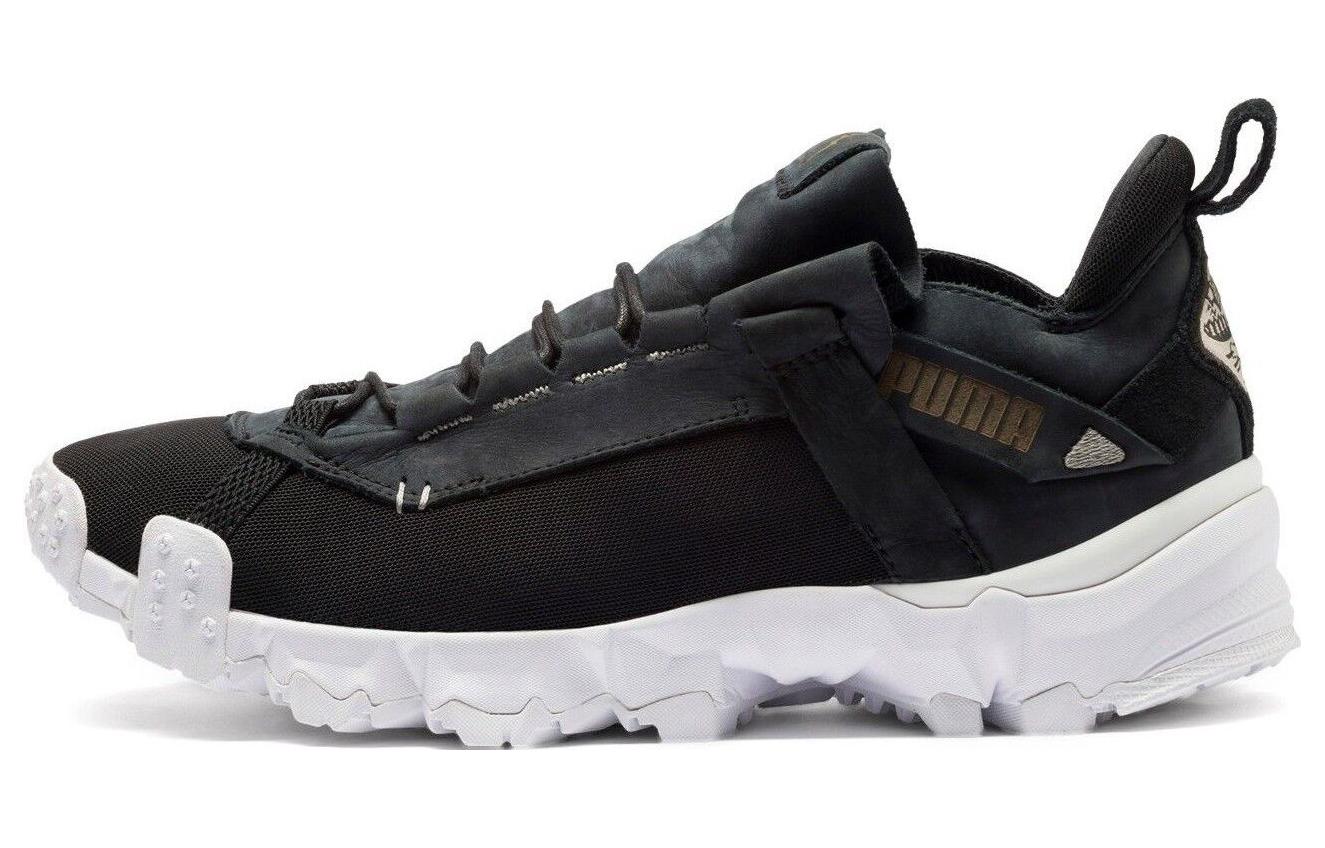 PUMA Trailfox Black White