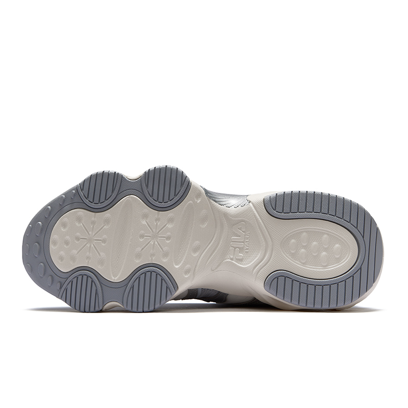 Женские кроссовки Fila FUSION Jagger 2050 (серебристые) — 太空银/幻象蓝 — фото 5