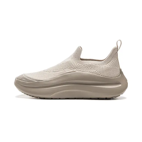 Li Ning Cloud Wave Slip On Cushioning Slip Resistant Abrasion Resistant Lightweight