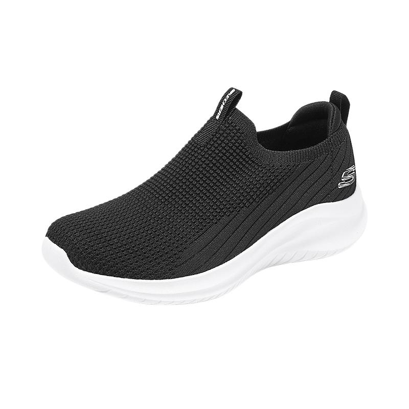Skechers Sport Abrasion Resistant Low top Casual Shoes Women’s Black White