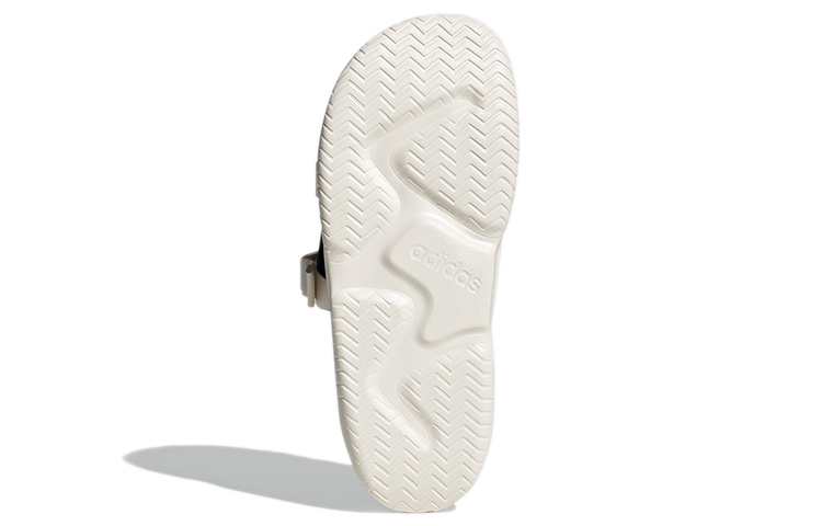 Шлепанцы adidas UTX Sandal (черные) — фото 6