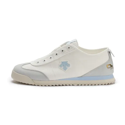 DESCENTE Chron SLIP On Sport Style Collection Canvas Lightweight Low top Casual Shoes Women's Glacier Blue