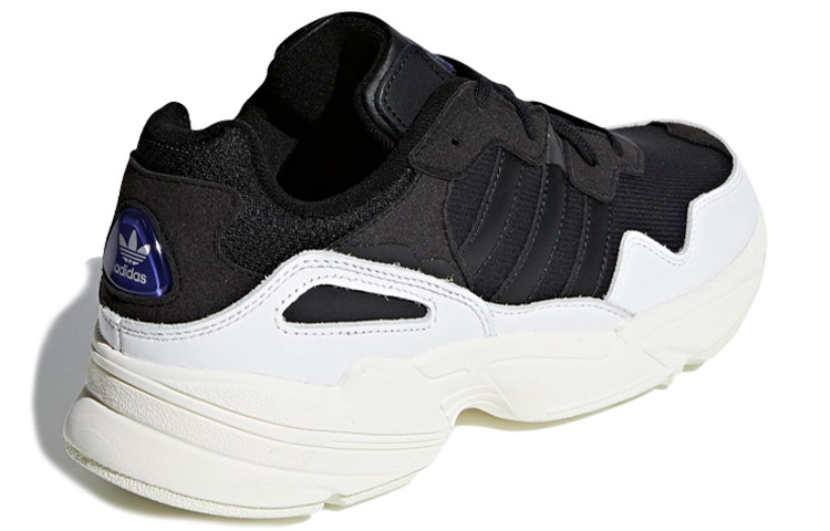 Кроссовки adidas originals Yung-96 Cloud White Core Black (черно-белые) — Чёрный / белый — фото 5