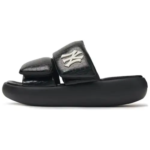 MLB New York Yankees Slip Resistant Abrasion Resistant Slide Slippers Unisex Black White