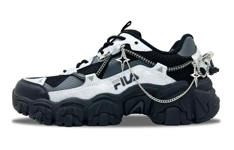 FILA Cat Claw Slip Resistant, Abrasion Resistant, Breathable Low top Casual Shoes Unisex Black Silver