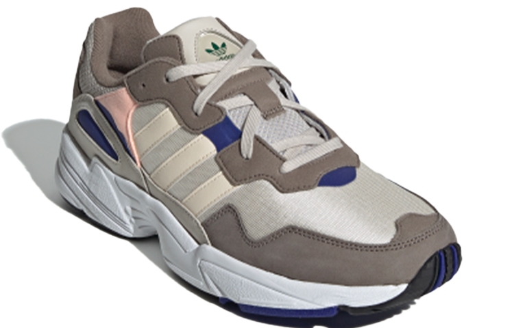 Кроссовки adidas Yung-96 (/ бежево-коричневые) — фото 3
