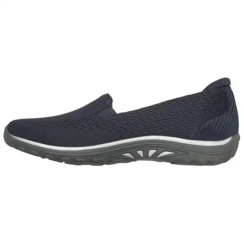 Skechers Relaxed Fit Breathable Low top Casual Shoes Women's Black