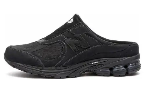 2002R Mule New Balance 'Triple Black'
