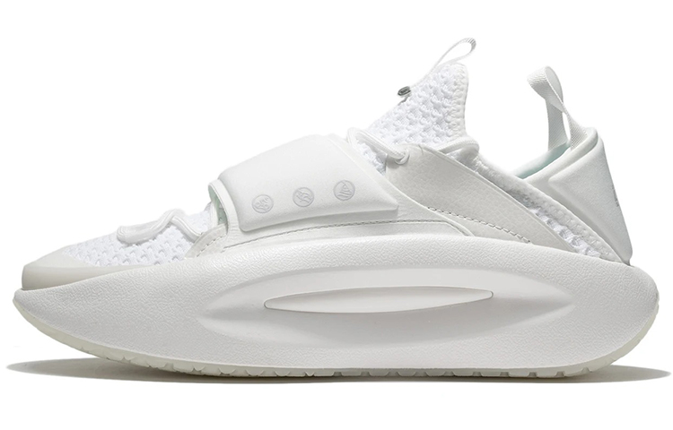 Li Ning Yun You C4D Cushioning Slip Resistant Abrasion Resistant Low top Sports Casual Shoes Men's Ecru